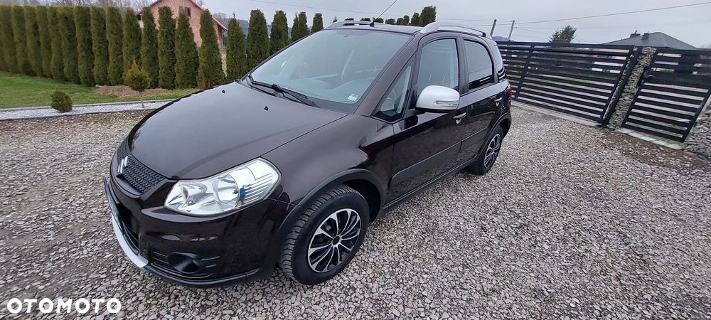 Suzuki SX4 1.6 VVT 4x2 Comfort - 1