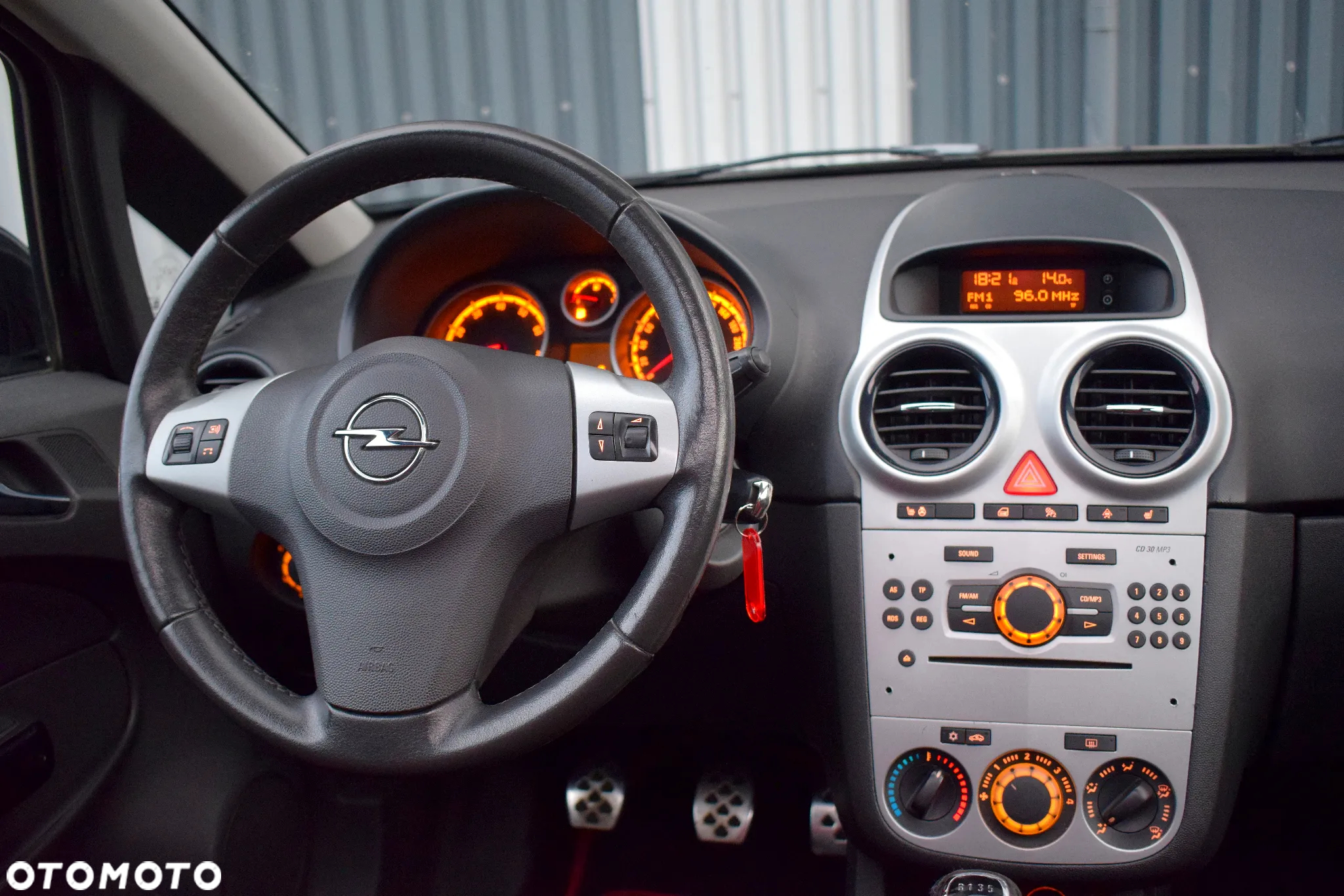 Opel Corsa 1.6 Turbo GSi - 17