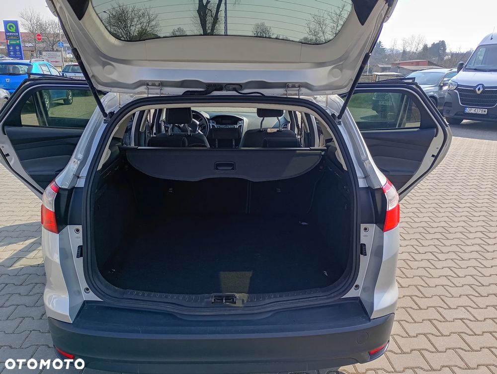Ford Focus 1.6 Edition - 13