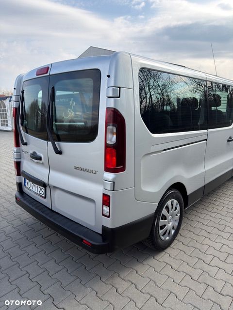 Renault Trafic Grand 1.6 dCi - 12