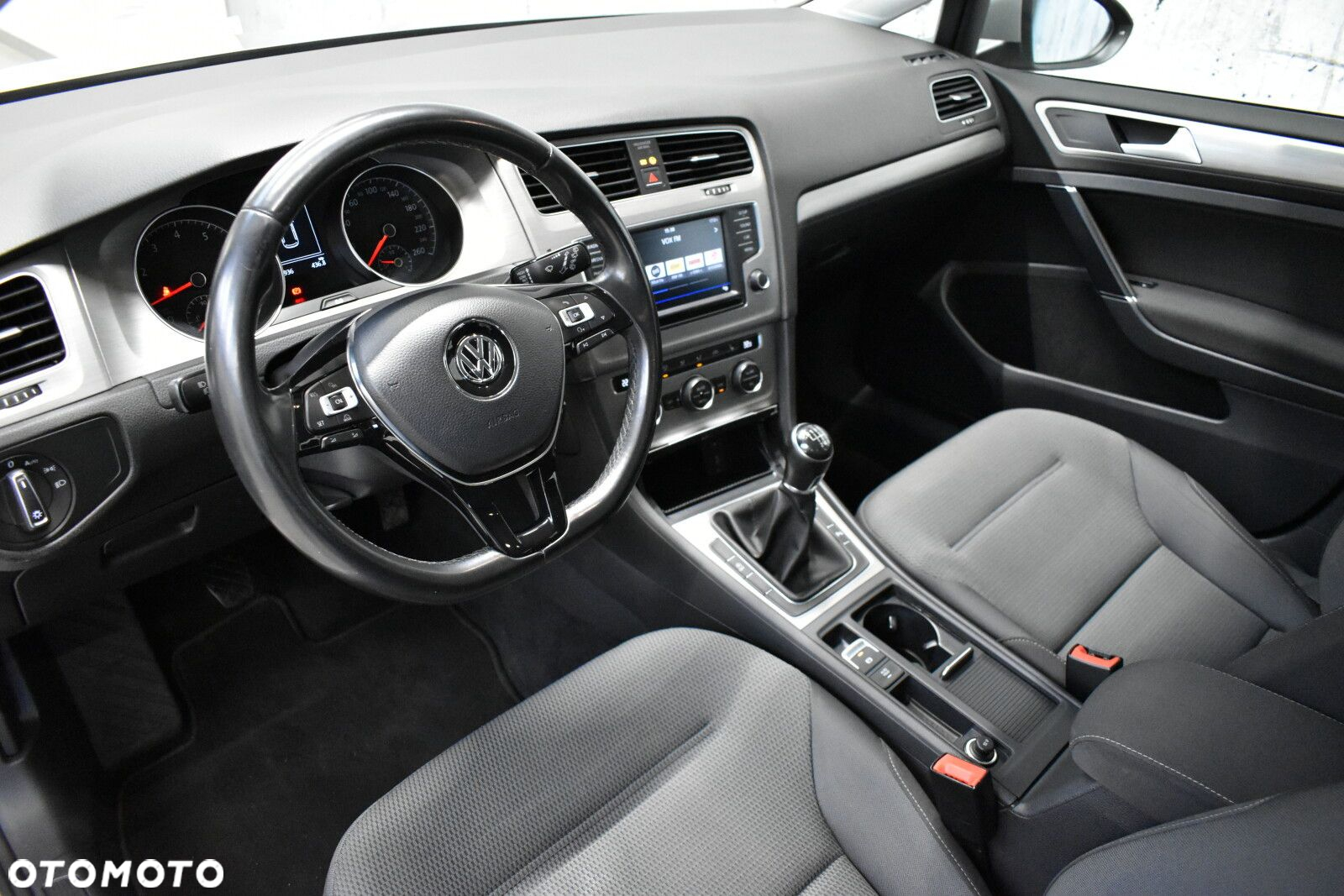 Volkswagen Golf VII 1.4 TSI BMT Comfortline - 4