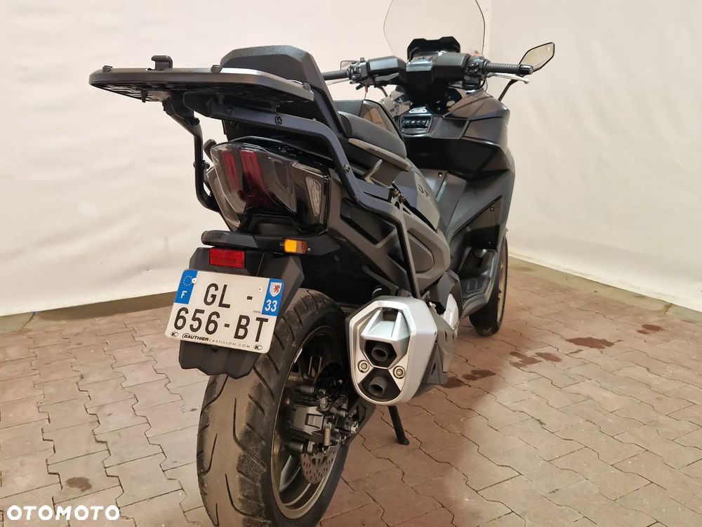 Kymco CV3 - 12
