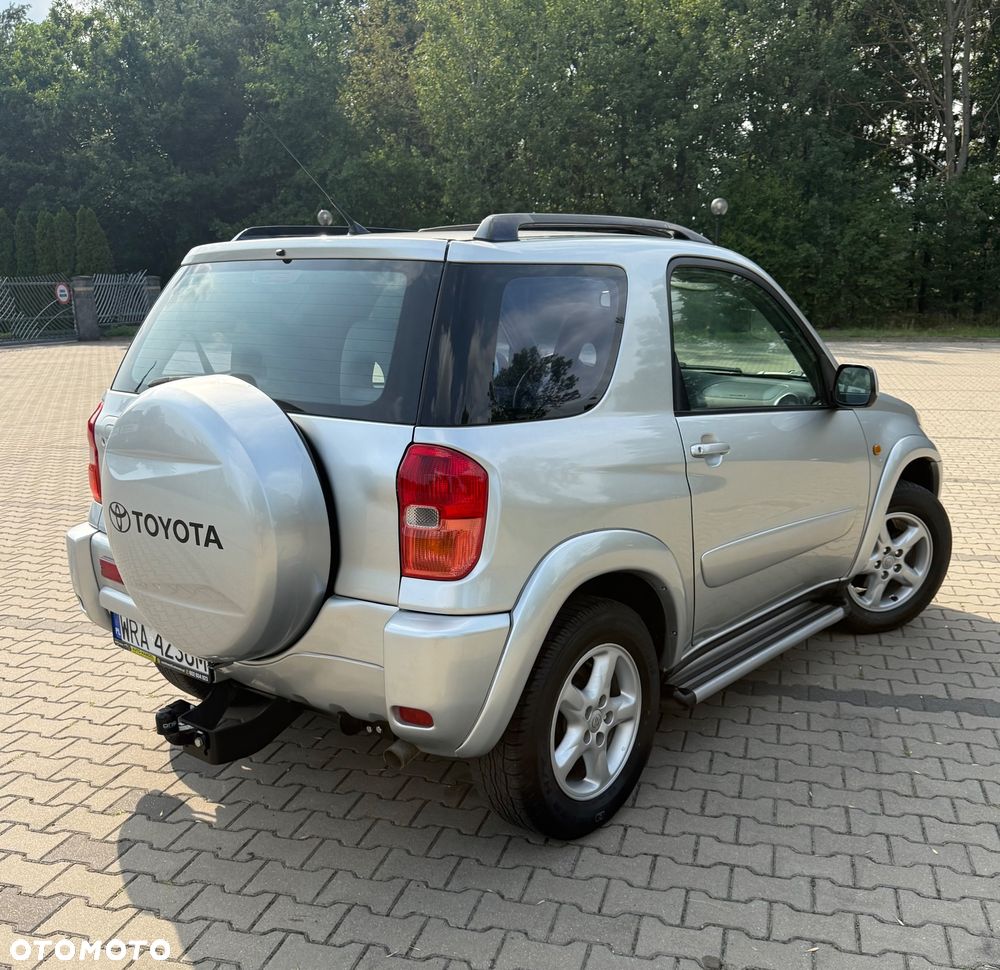 Toyota RAV4 - 12