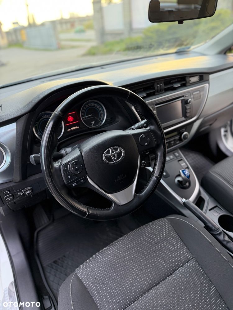 Toyota Auris - 25