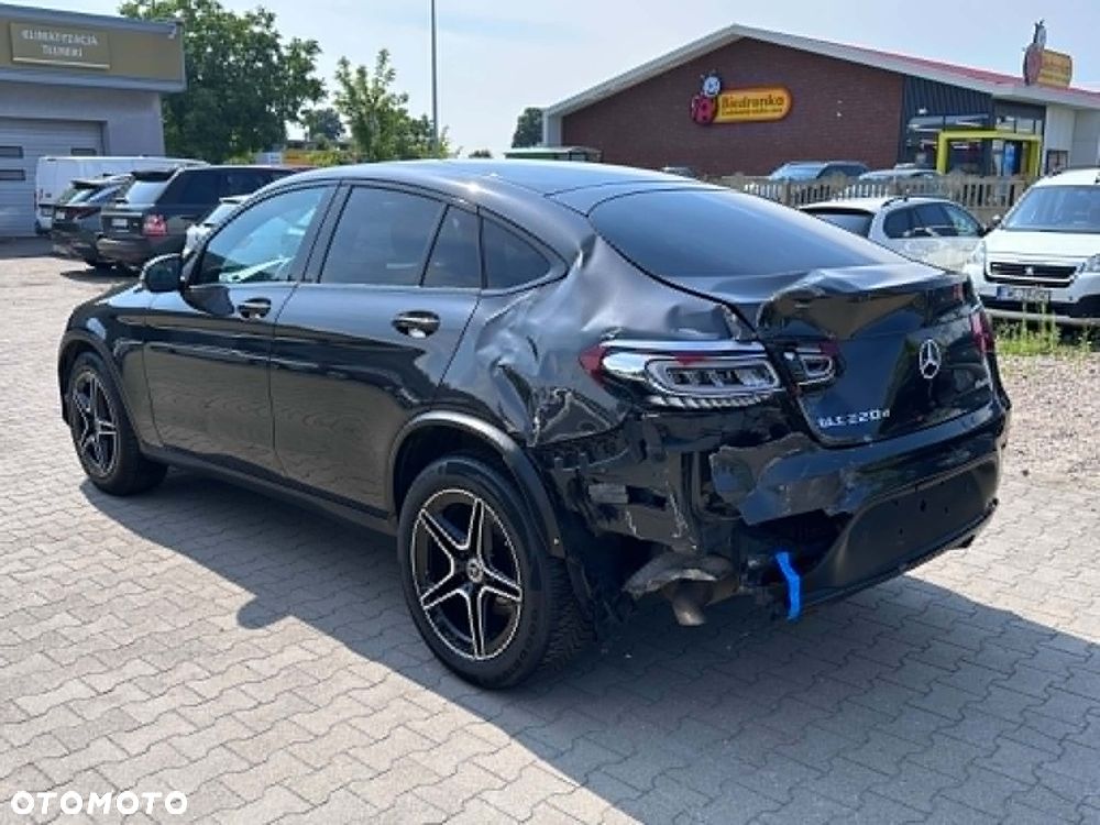 Mercedes-Benz GLC 220 d 4Matic 9G-TRONIC AMG Line - 5