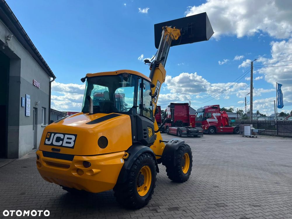 JCB TM220 FM - 11