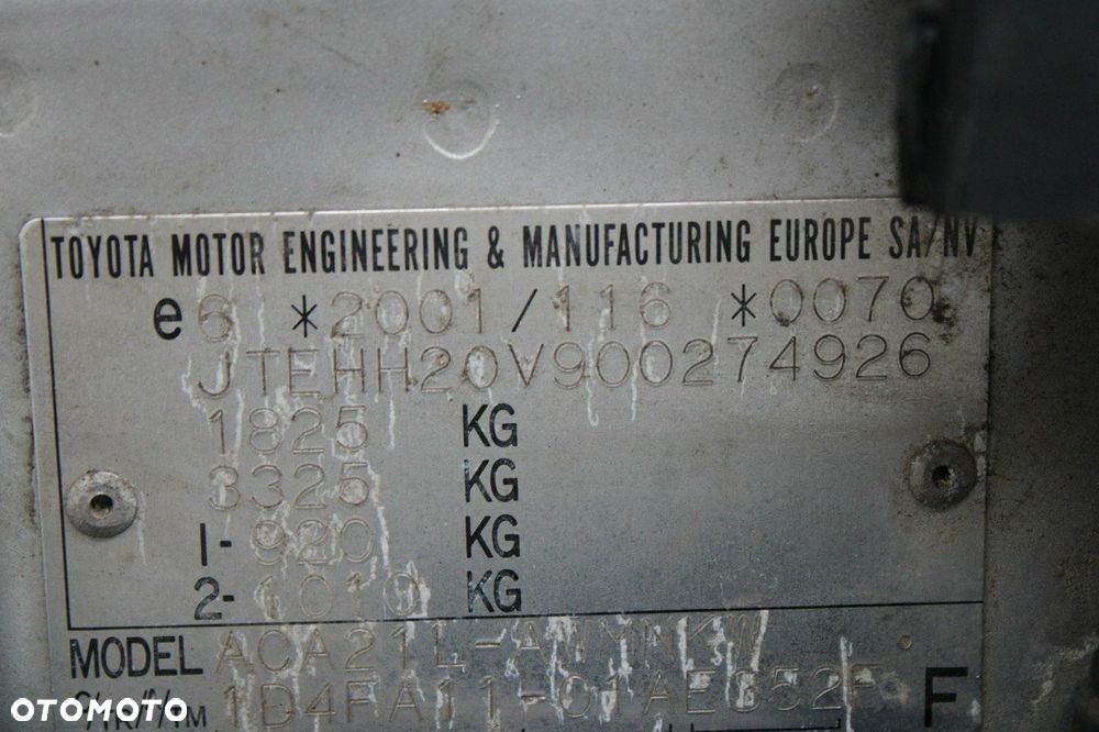 Toyota RAV4 2.0 VVT-i 4x4 - 14