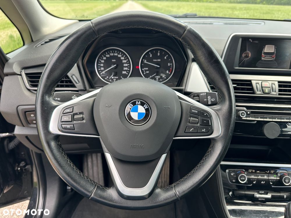 BMW Seria 2 218d Luxury Line - 28