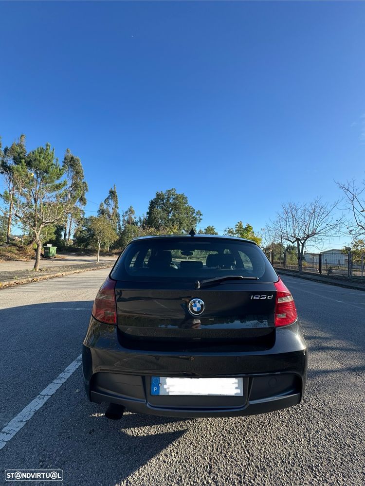 BMW 123 d - 5
