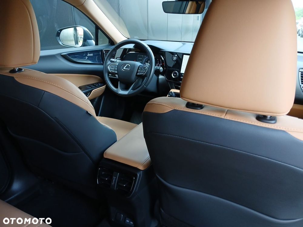 Lexus NX 350h Prestige 2WD - 28