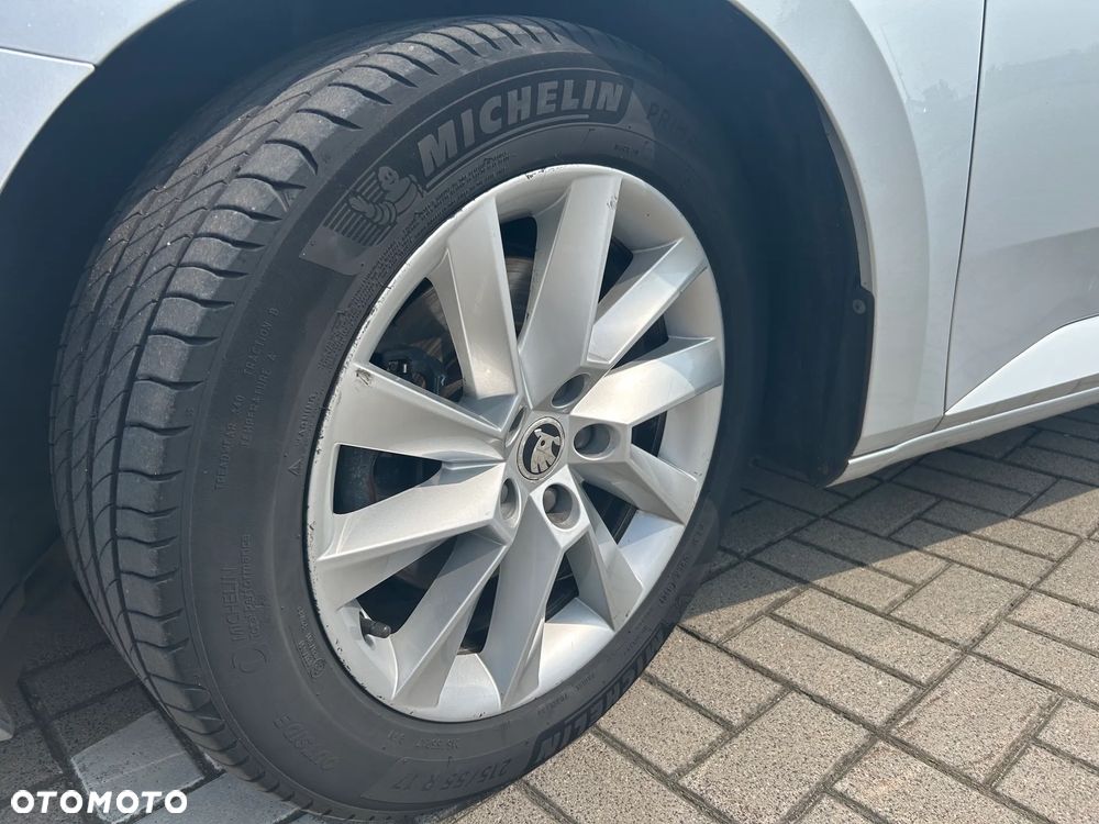 Skoda Superb 1.5 TSI Ambition DSG - 2