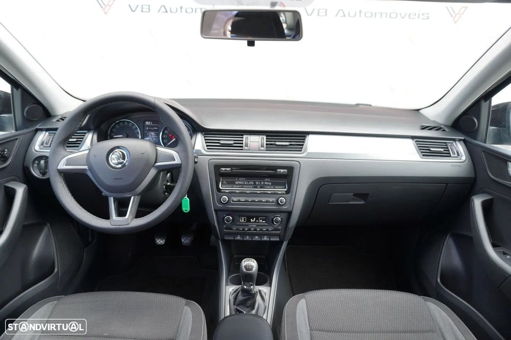 Skoda Rapid Spaceback 1.6 TDi Elegance - 6