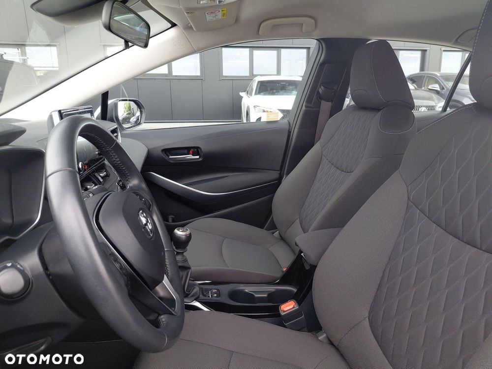 Toyota Corolla - 15