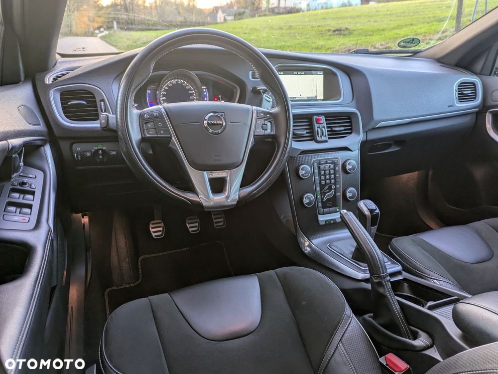 Volvo V40 T2 RDesign - 10