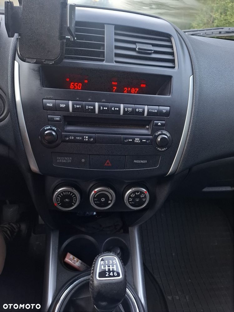 Mitsubishi ASX 1.8 DID Instyle 4WD AS&G - 11