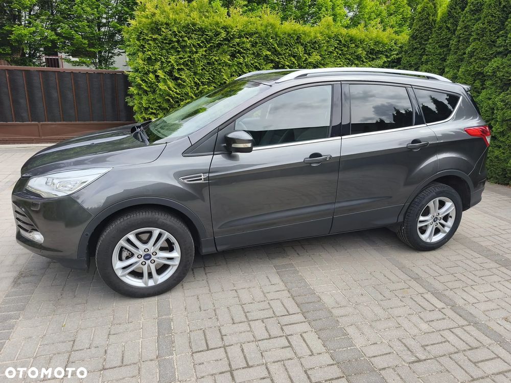 Ford Kuga 2.0 TDCi 2x4 Titanium - 7