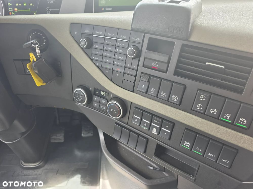 Volvo FH 460 / STANDARD / XXL / i SAVE / EURO 6/ GLOBETROTTER/ / AUTOMAT/SERVIS /2019/ KAMERA/ SKÓRY /PERFEKCYJNY STAN / ZABUDOWY  MIĘDZYOSIOWE/ - 33