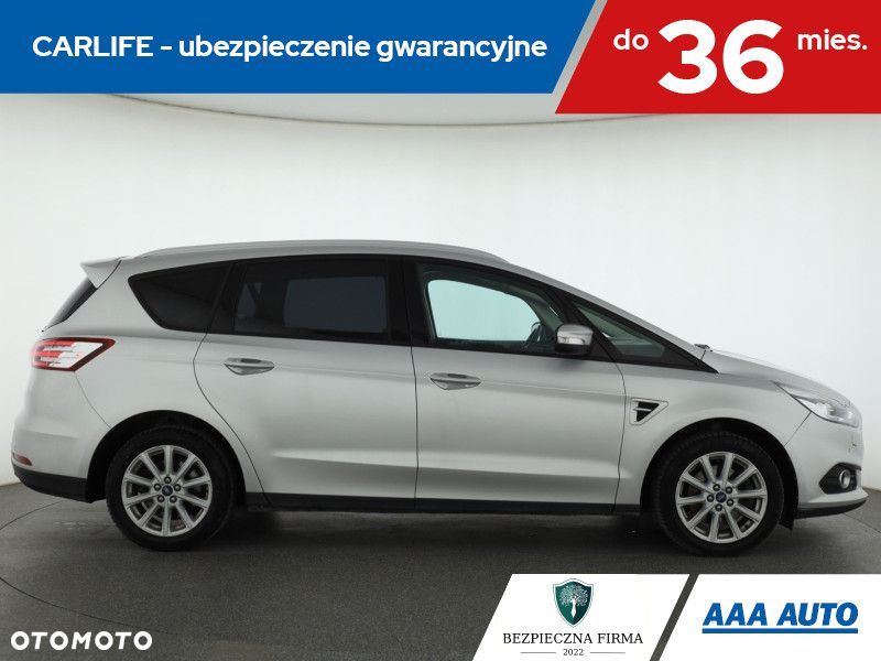 Ford S-Max - 8