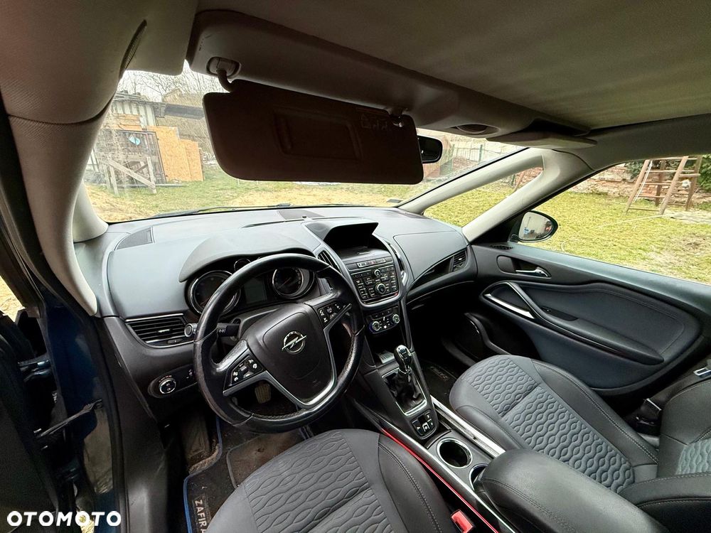 Opel Zafira - 6