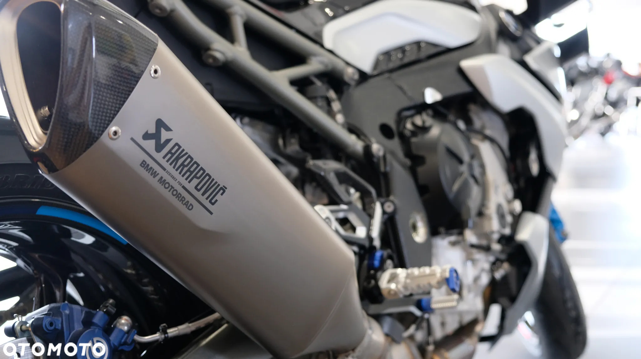 BMW R - 12