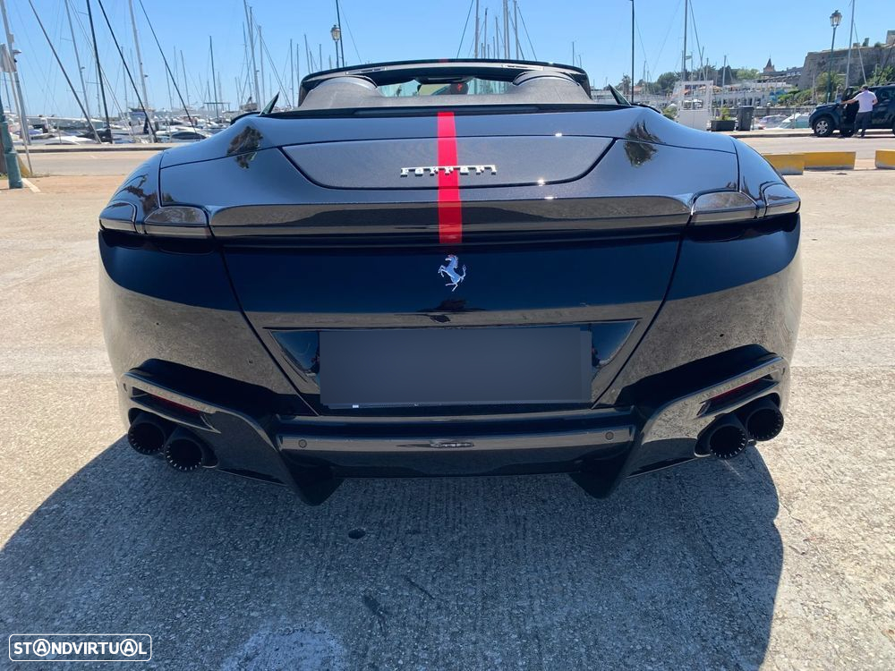 Ferrari Roma Spider - 25