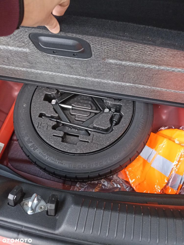 Hyundai i30 1.4 Classic + - 13