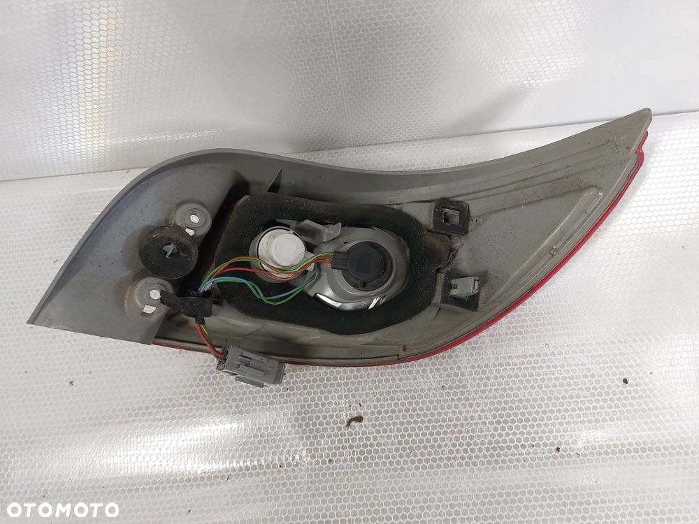 .  LAMPA TYL TYLNA LEWA MITSUBISHI COLT Z30 CABRIO - 3