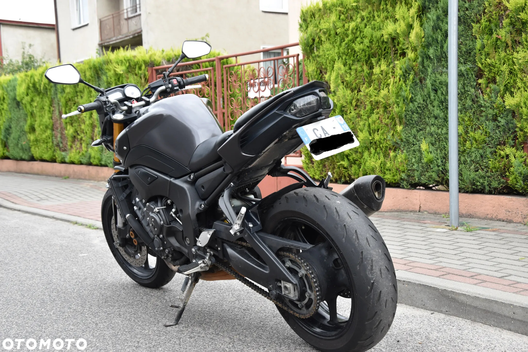 Yamaha FZ8 - 5