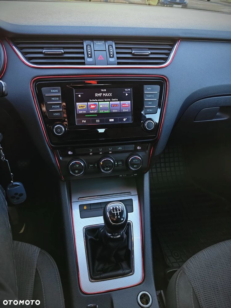 Skoda Octavia 1.6 TDI Ambition - 11