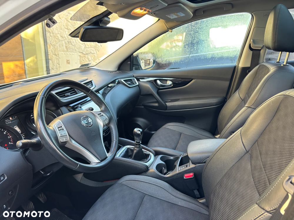 Nissan Qashqai 1.6 DIG-T Tekna - 6