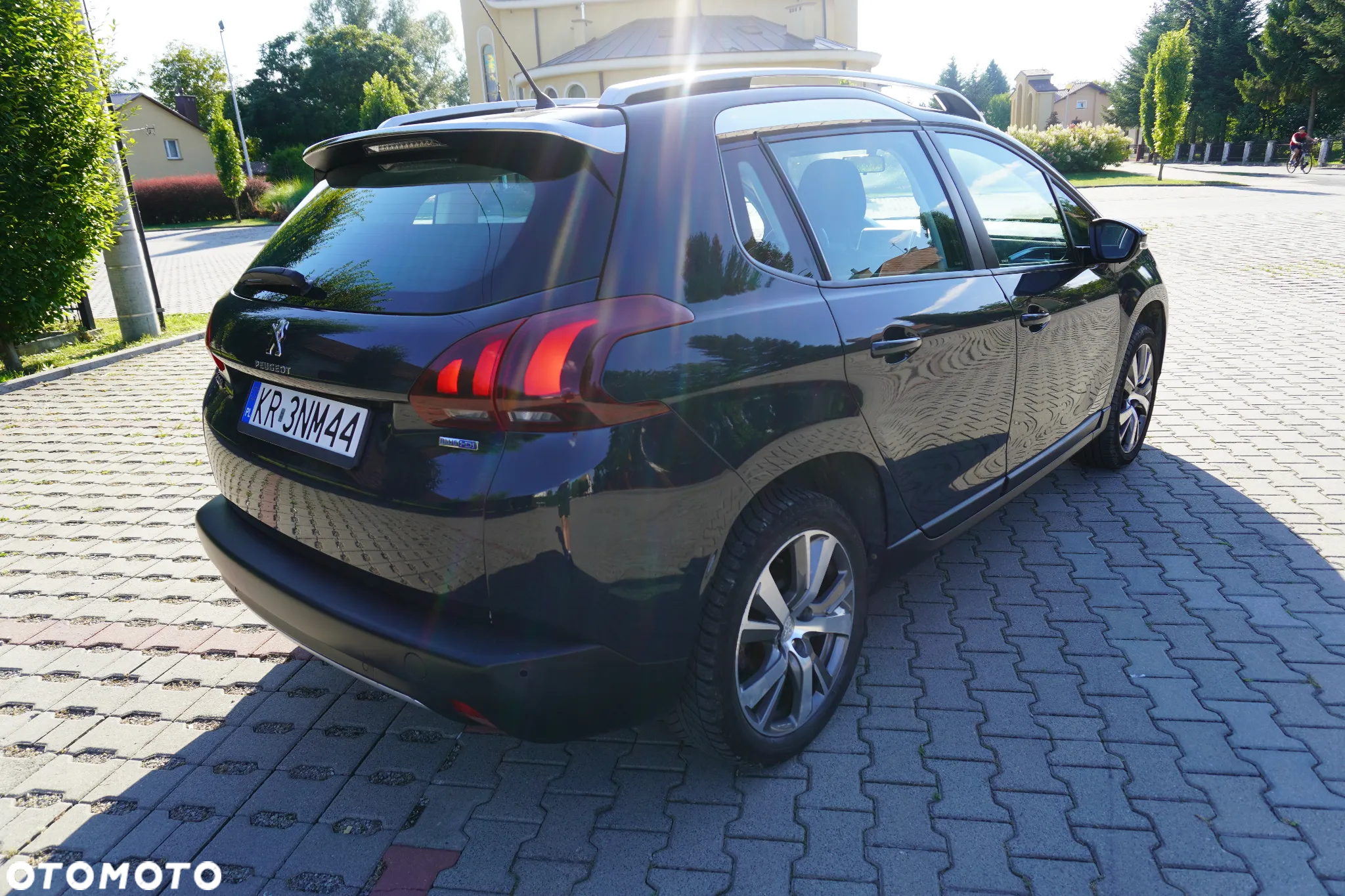 Peugeot 2008 1.6 BlueHDi Allure - 6