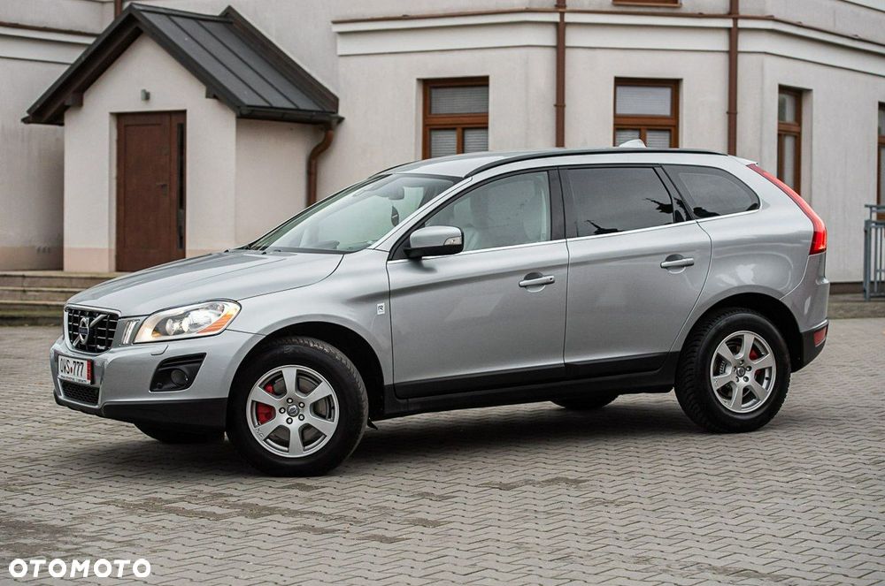 Volvo XC 60 D5 AWD Momentum - 12