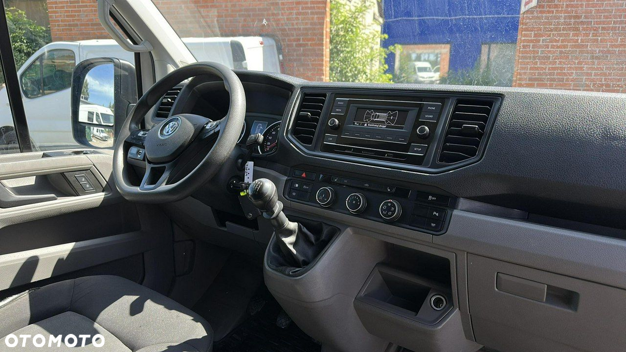 Volkswagen Crafter - 12