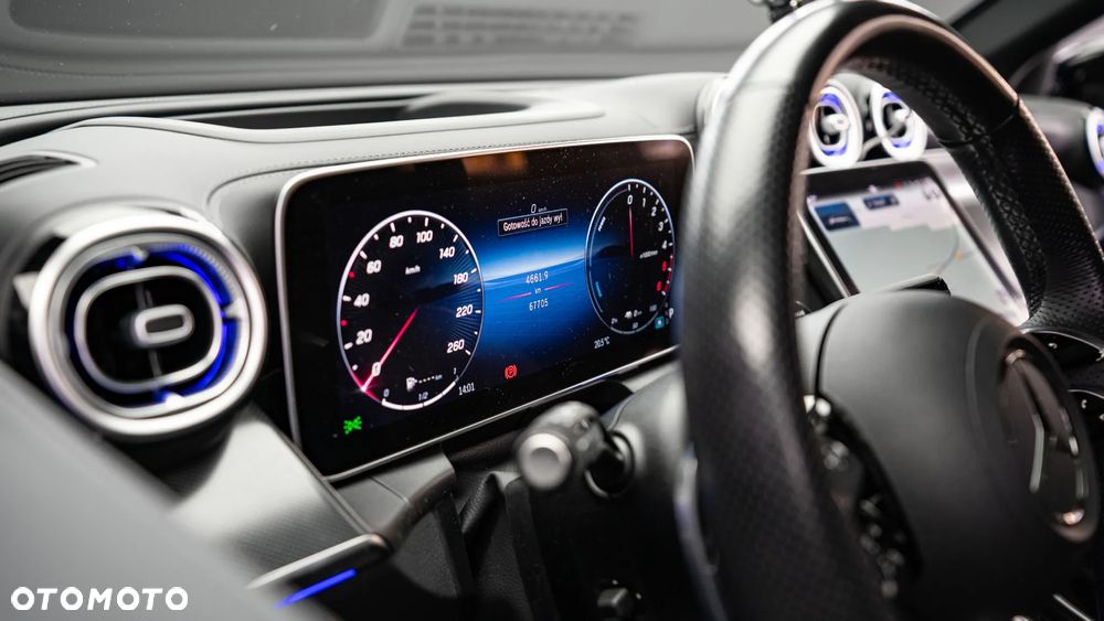 Mercedes-Benz GLC - 17