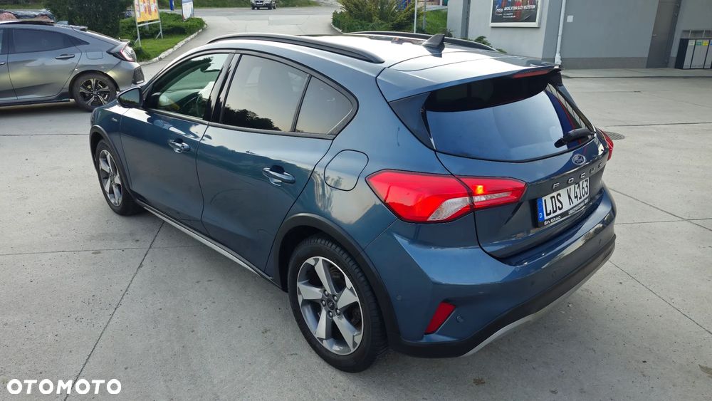 Ford Focus 1.0 EcoBoost Active X - 4