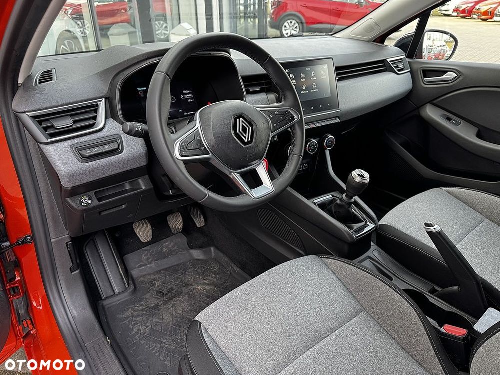 Renault Clio 1.0 TCe Evolution - 11