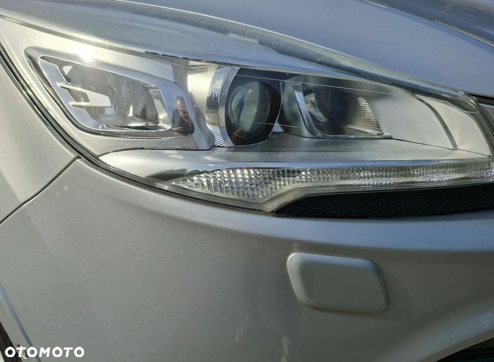 Ford Kuga 2.0 TDCi 2x4 Individual - 8