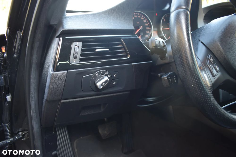 BMW Seria 3 - 29