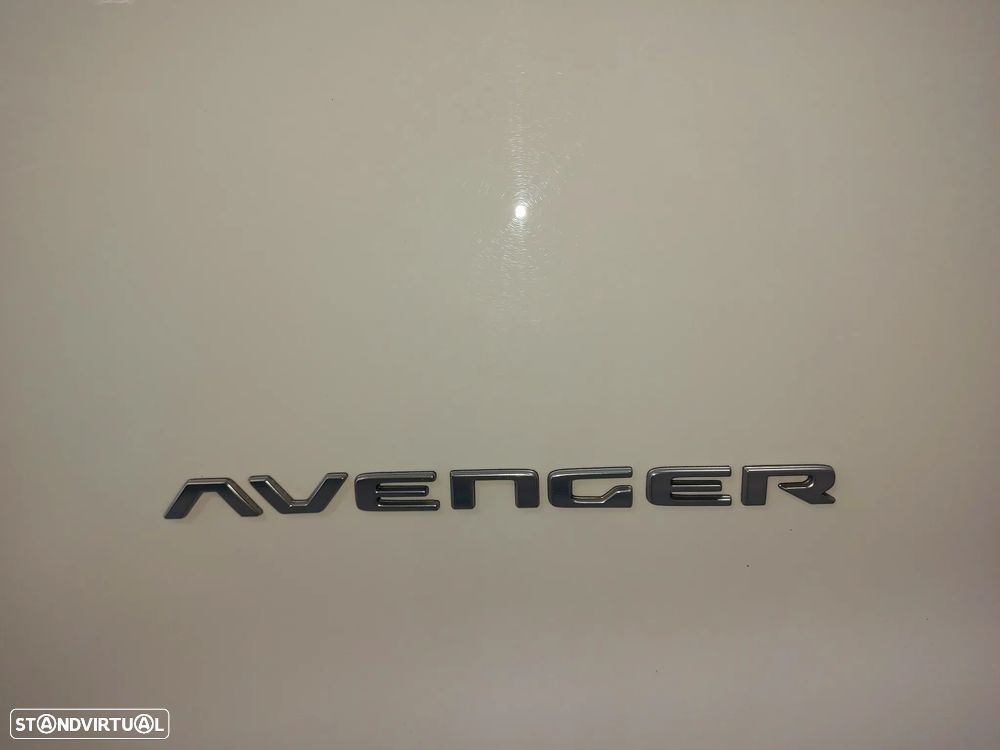 Jeep Avenger 1.2 GSE T3 Altitude - 40