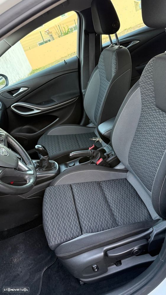Opel Astra Sports Tourer 1.2 T Business Edition S/S - 14
