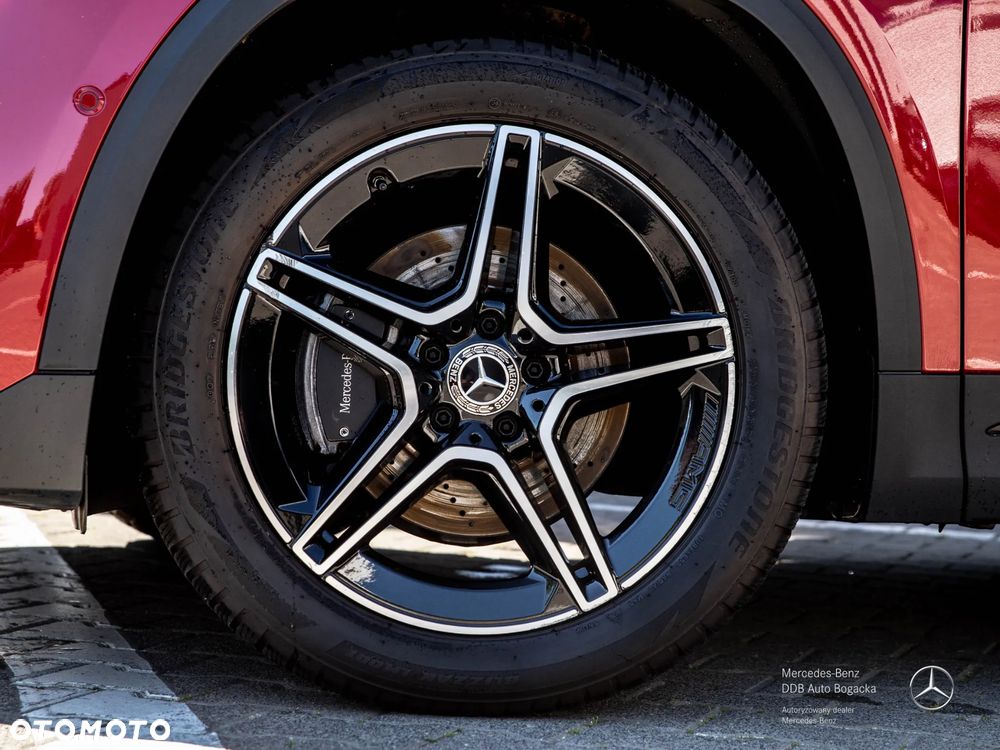 Mercedes-Benz GLA 250e AMG Line - 5