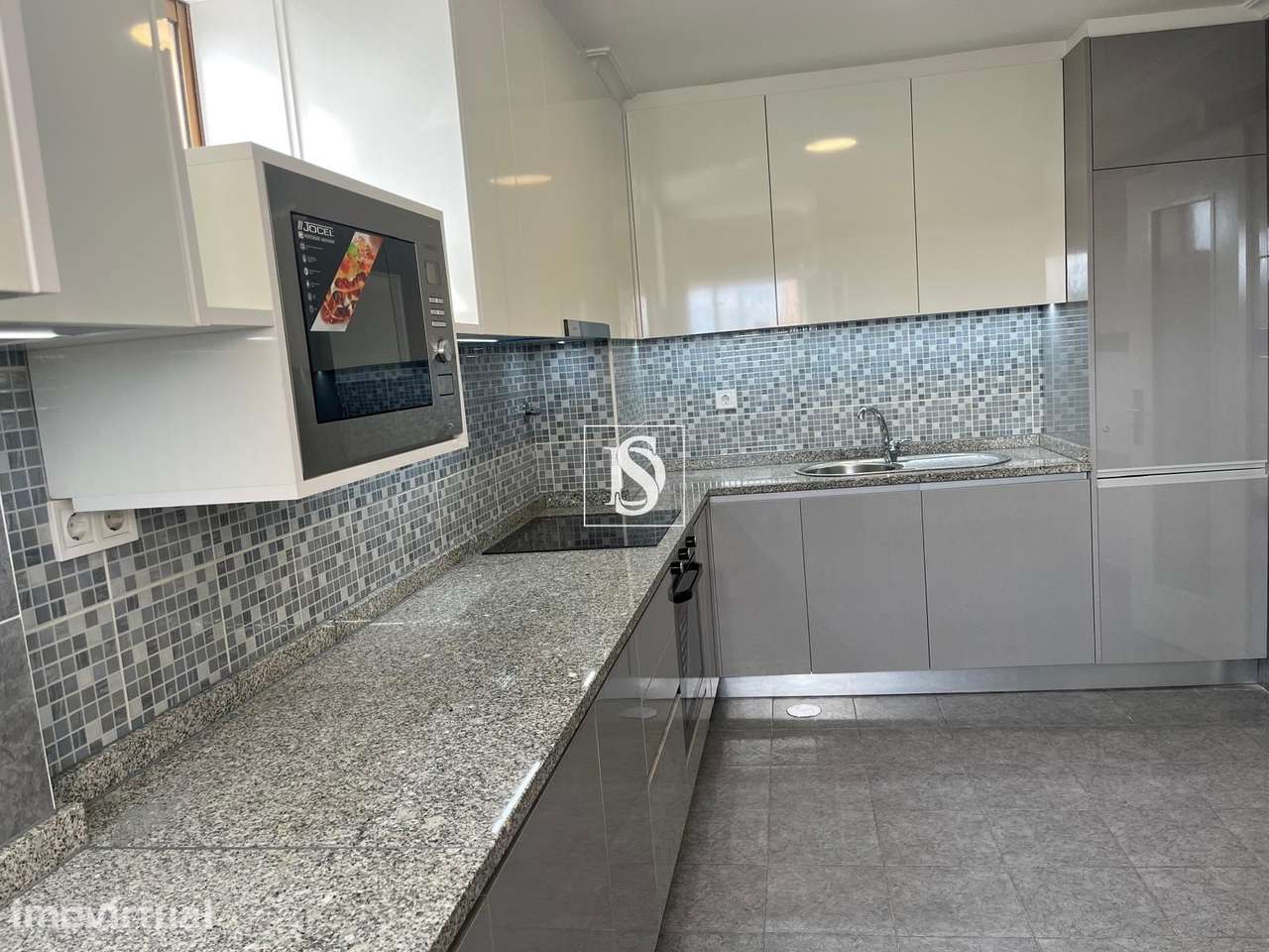 Apartamento T2 Venda em Baguim do Monte (Rio Tinto),Gondomar - Grande imagem: 2/21