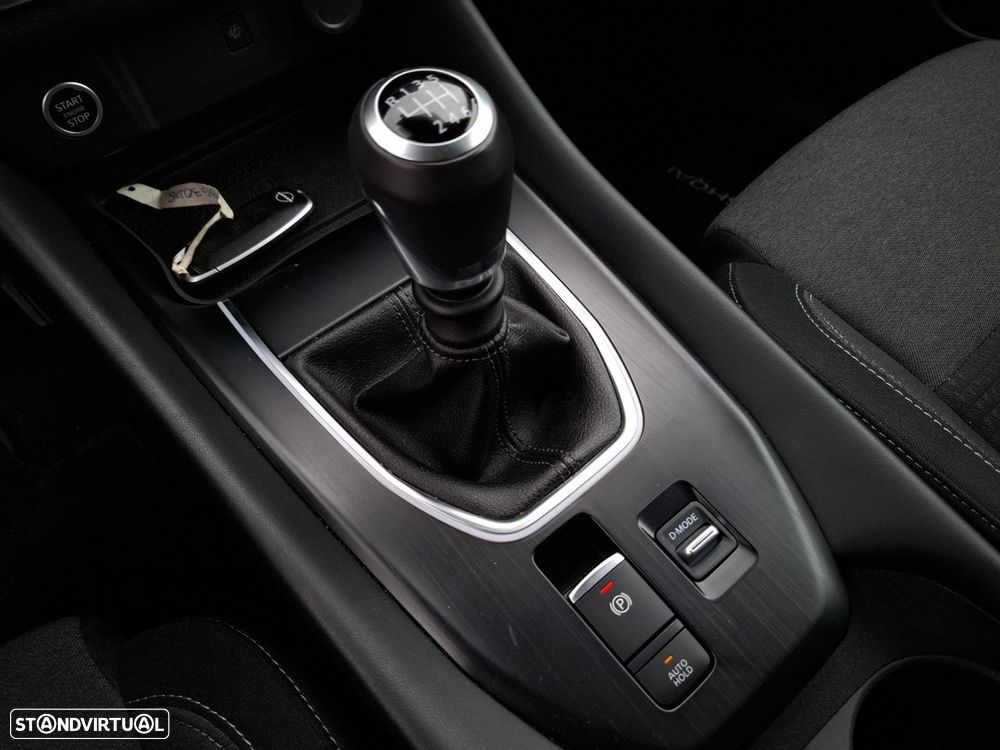 Nissan Qashqai 1.3 DIG-T N-Connecta LED - 17