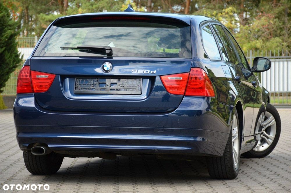BMW Seria 3 - 16