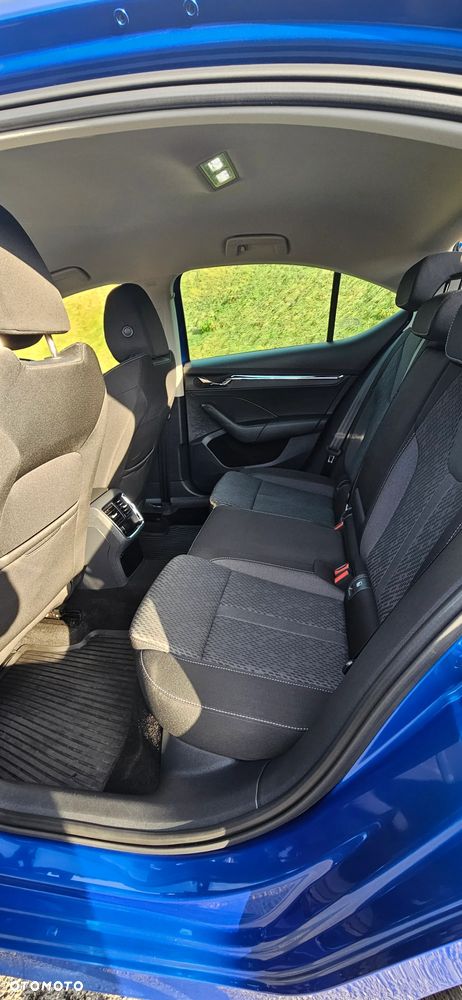 Skoda Octavia 2.0 TDI Style DSG - 14