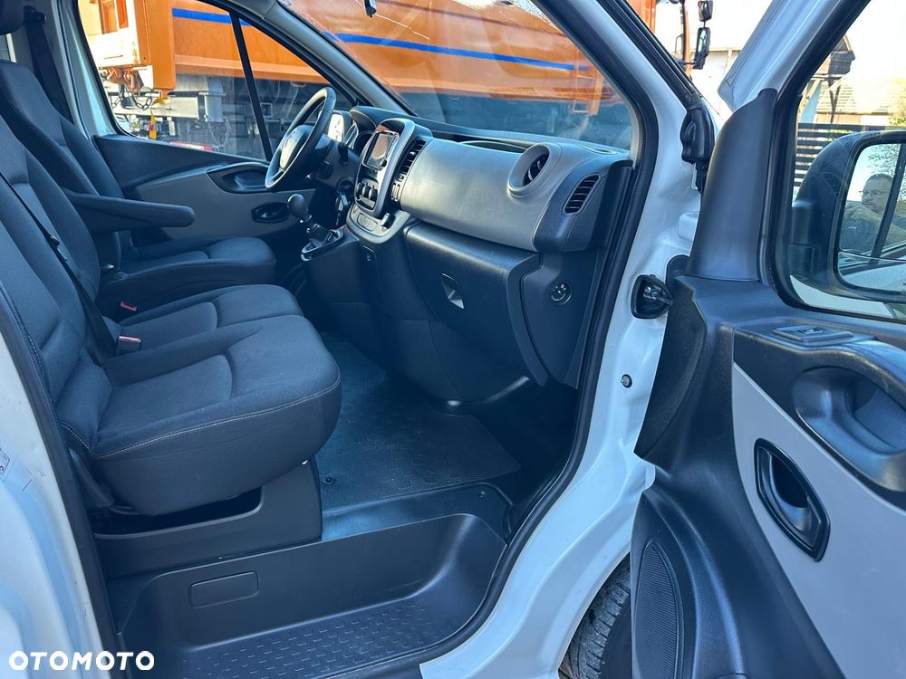 Renault Trafic - 28