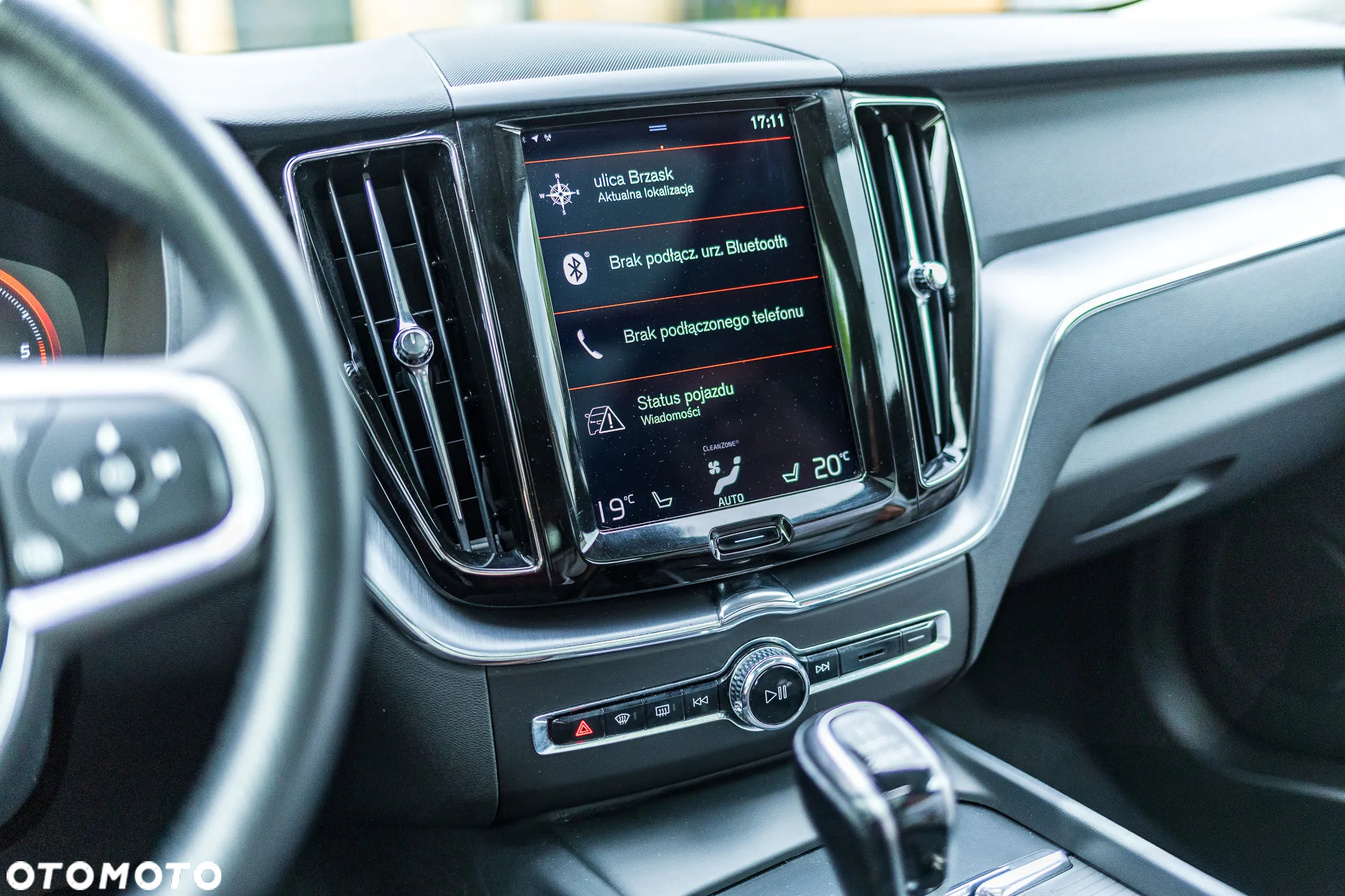 Volvo XC 60 D3 Momentum Pro - 22