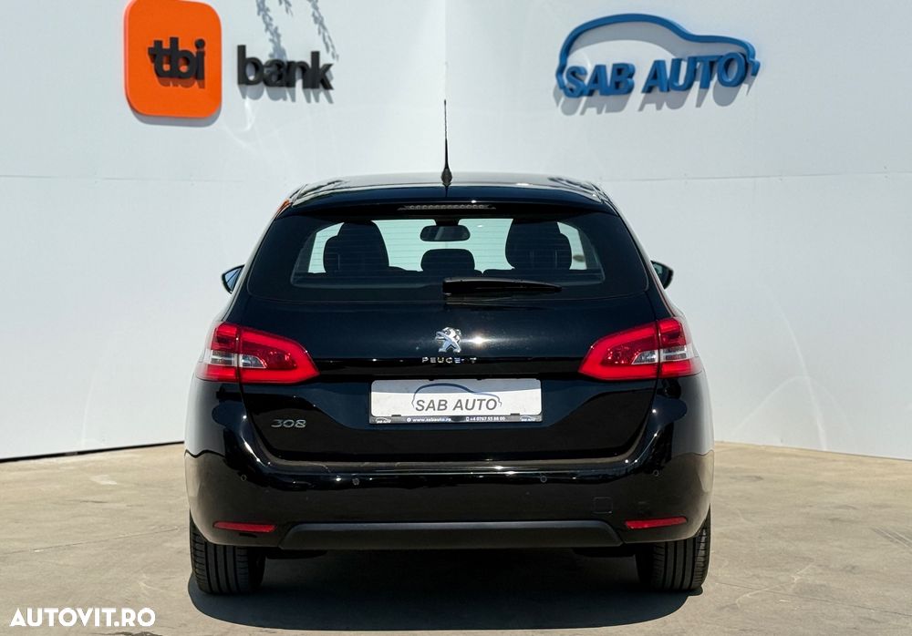 Peugeot 308 BlueHDi 130 EAT8 Business - 18