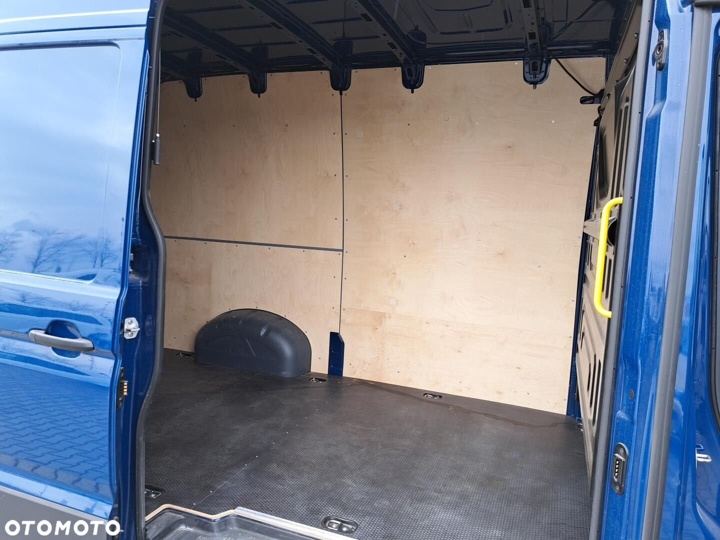 Volkswagen Crafter 35 furgon 140KM 3640 - 20