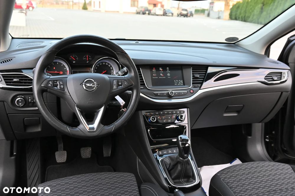 Opel Astra 1.4 Turbo Sport - 24